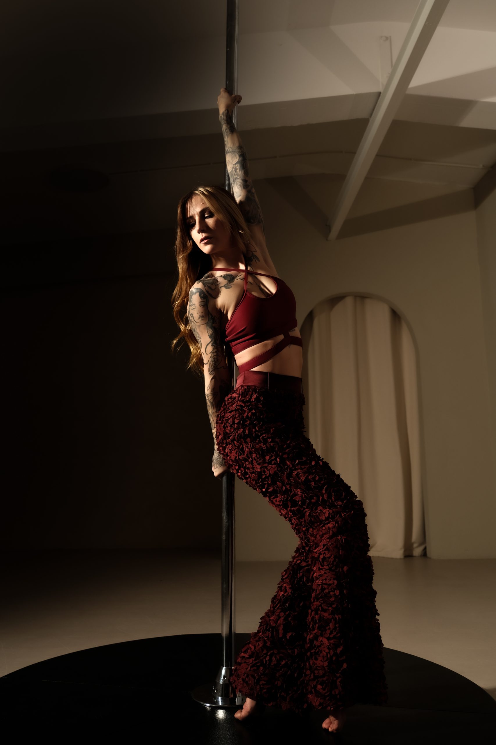 Pole Dance Shooting – kontrollierte Bewegung und Ausdruck